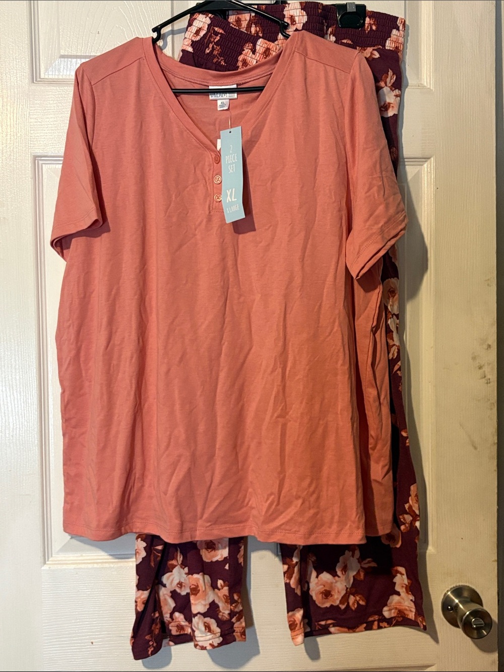 LuLaRoe Pinky Coral V-Neck Short Sleeve Pajamas/Lounge Set
